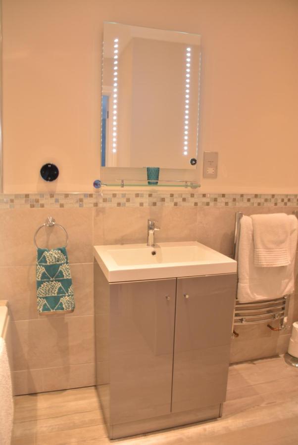 The Marine Bed & Breakfast Portishead Ngoại thất bức ảnh